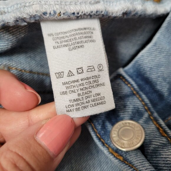 We the Free Distressed Raw Hem Skinny Light Wash Blue Jeans - Size 29 - Picture 9 of 11